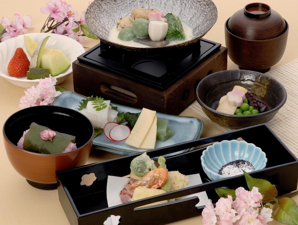 Отель Crefeel Koto Higashiomi Экстерьер фото